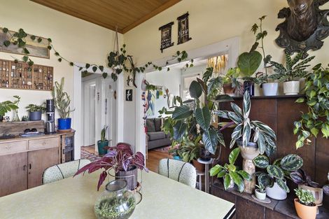 Photo of property in 10 Venice Street, Martinborough, 5711