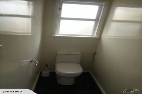 Photo of property in 42 Great South Road, Papatoetoe, Auckland, 2025