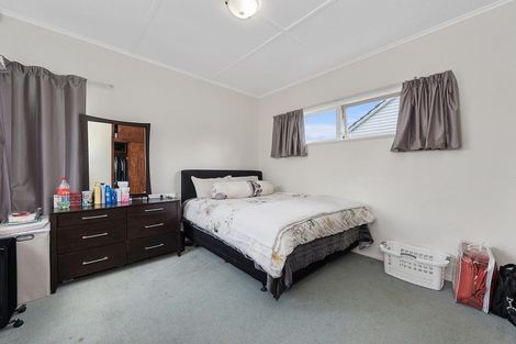 Photo of property in 52 Claude Street, Fairfield, Hamilton, 3214