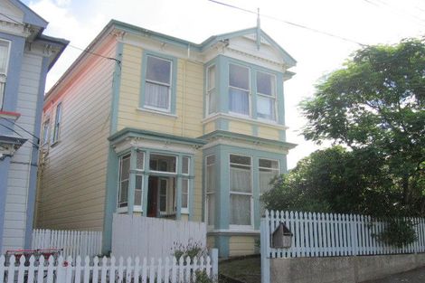 Photo of property in 11 Paterson Street, Mount Victoria, Wellington, 6011