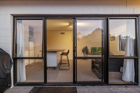 Photo of property in 153b Oceanbeach Road, Mount Maunganui, 3116