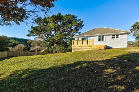 Photo of property in 33 Maher Place, Ranui, Porirua, 5024