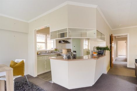 Photo of property in 9 Fagan Street, Bulls, 4818