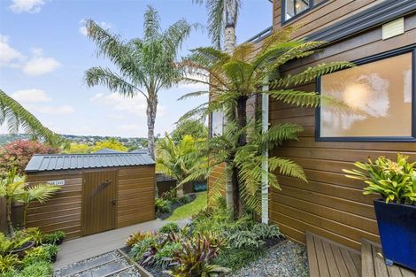 Photo of property in 2/40 Carlisle Road, Browns Bay, Auckland, 0630