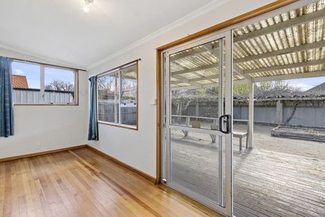 Photo of property in 211 Westminster Street, Mairehau, Christchurch, 8013