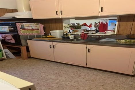 Photo of property in 5 Sandy Beach Road, Tinopai, 0593