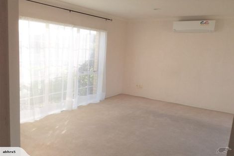 Photo of property in 7 Sheldon Place, Burswood, Auckland, 2013
