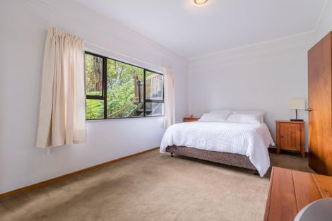 Photo of property in 112 Wood Bay Road, Titirangi, Auckland, 0604