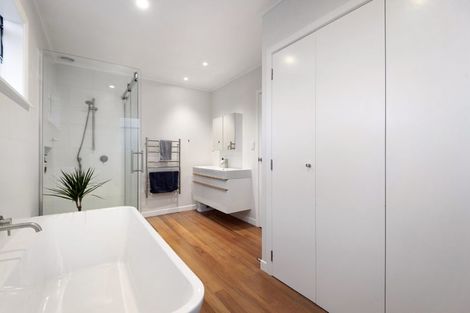 Photo of property in 1/10 Coronation Street, Belmont, Auckland, 0622