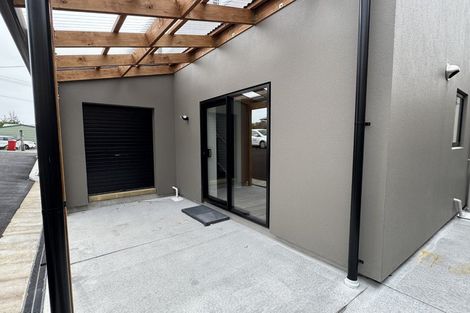 Photo of property in 1/12 Willis Street, Torbay, Auckland, 0630