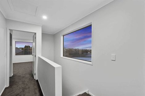 Photo of property in 3 Springside Court, Huntington, Hamilton, 3210