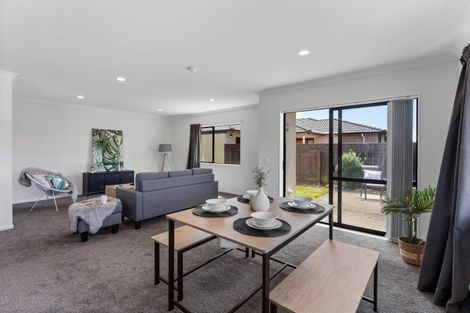 Photo of property in 6 Central Park, Paraparaumu Beach, Paraparaumu, 5032