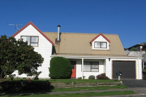 Photo of property in 36 Lakewood Avenue, Churton Park, Wellington, 6037