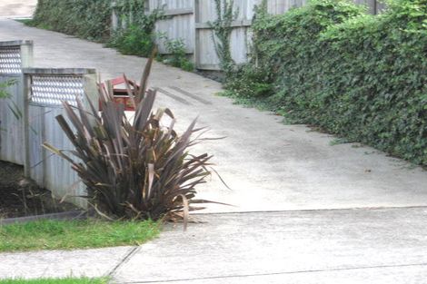 Photo of property in 24 Basra Drive, Henderson, Auckland, 0612