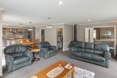 Photo of property in 69 Avoca Valley Road, Heathcote Valley, Christchurch, 8022