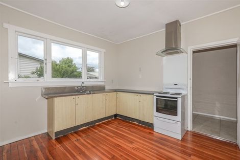 Photo of property in 167 Hakanoa Street, Huntly, 3700