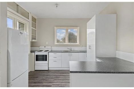 Photo of property in 2/5 Tara Street, Riccarton, Christchurch, 8041