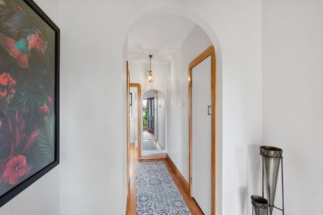 Photo of property in 5 Ridout Street, Maeroa, Hamilton, 3200