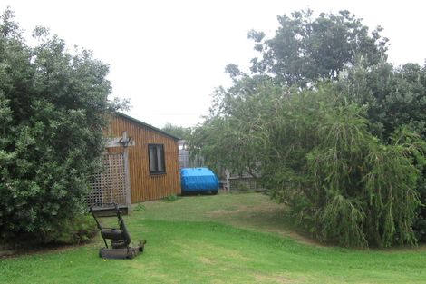 Photo of property in 8 Tetley Road, Surfdale, Waiheke Island, 1081