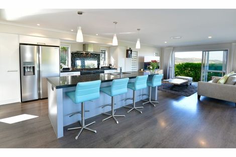 Photo of property in 69 Hillcrest Road, Hatfields Beach, Orewa, 0931