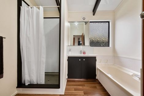 Photo of property in 9 Thebes Street, Pomare, Rotorua, 3015