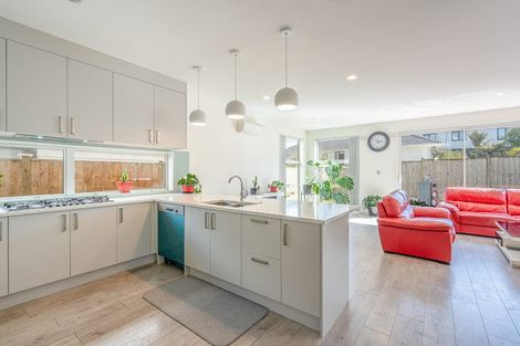 Photo of property in 7 Nephrite Lane, Henderson, Auckland, 0610