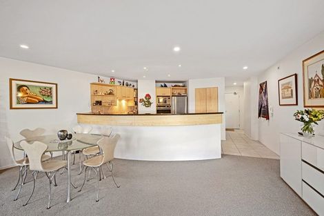 Photo of property in 26/4e Collins Street, Takapuna, Auckland, 0622