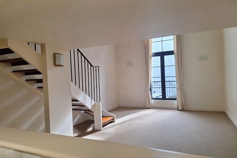Photo of property in Dakota Buildings, 2d/5 Cheshire Street, Parnell, Auckland, 1052