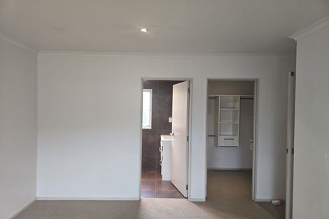 Photo of property in 49b Cambridge Terrace, Papatoetoe, Auckland, 2025