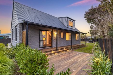 Photo of property in 47a Inwoods Road, Parklands, Christchurch, 8083