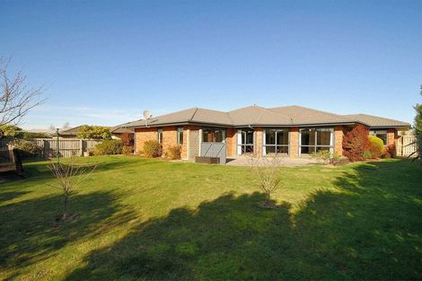 Photo of property in 33 Rolleston Drive, Rolleston, 7614