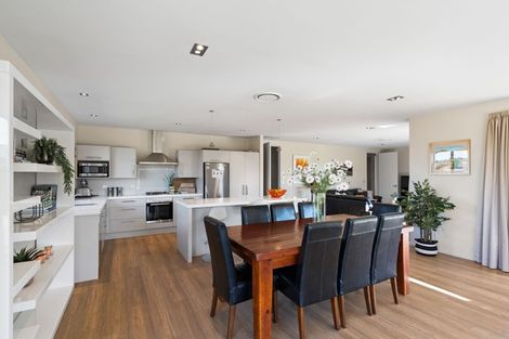 Photo of property in 28 Matheson Crescent, Albert Town, Wanaka, 9305