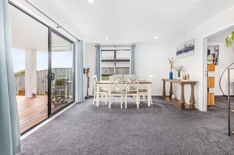 Photo of property in 12 Teiaroa Street, Waikanae, 5036