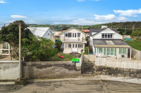 Photo of property in 30 Steyne Avenue, Plimmerton, Porirua, 5026