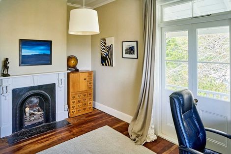 Photo of property in 17 Kowhai Street, Eastbourne, Lower Hutt, 5013