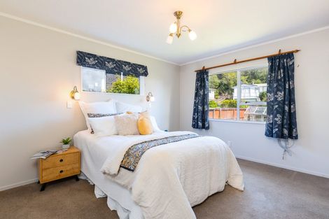 Photo of property in 42 Clifford Road, Johnsonville, Wellington, 6037