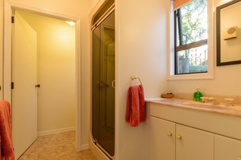 Photo of property in 20 Broadway, Picton, 7220