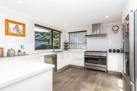 Photo of property in 14 Loris Place, Karoro, Greymouth, 7805