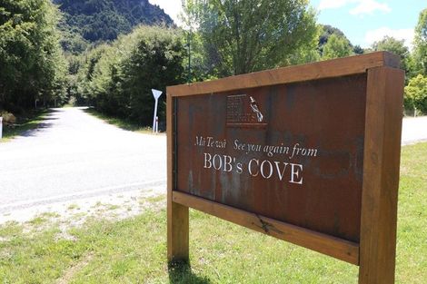 Photo of property in 1a-b Lookout Drive, Mount Creighton, Queenstown, 9371