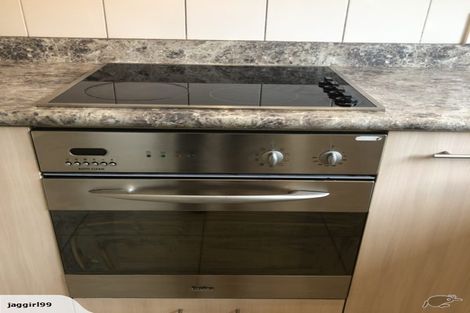 Photo of property in 3/4a Corrella Road, Belmont, Auckland, 0622