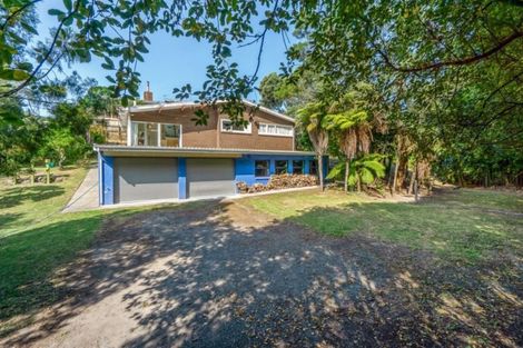 Photo of property in 115 Beach Haven Road, Beach Haven, Auckland, 0626