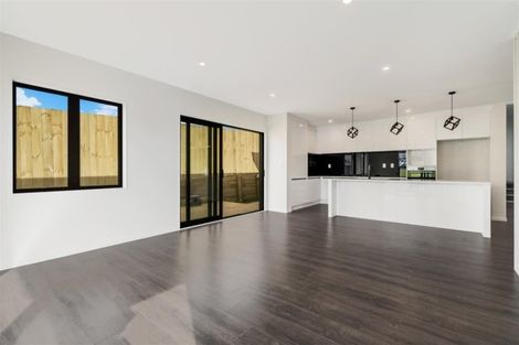 Photo of property in 124 Parkview Drive, Gulf Harbour, Whangaparaoa, 0930