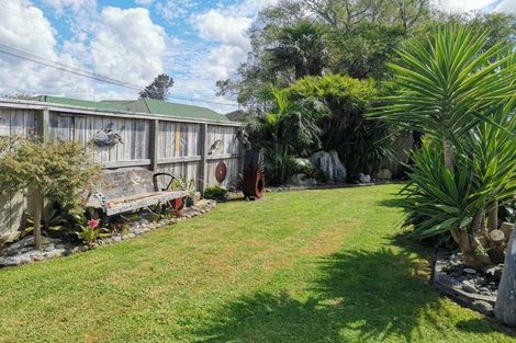 Photo of property in 5 South Road, Waipu, 0510