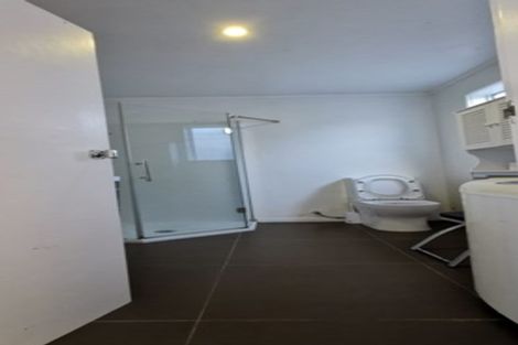 Photo of property in 81 Castor Bay Road, Castor Bay, Auckland, 0620