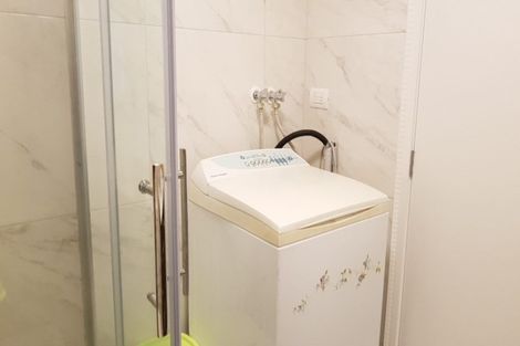 Photo of property in 254 Glamorgan Drive, Northcross, Auckland, 0630