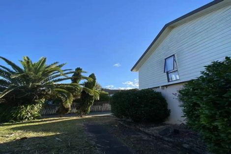 Photo of property in 56 Vintage Drive, Henderson, Auckland, 0612
