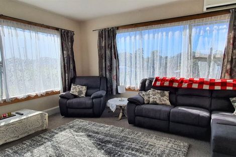 Photo of property in 9 Betten Street, Waimate, 7924