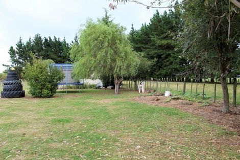 Photo of property in 12 Totaramahonga Road, Dannevirke, 4972