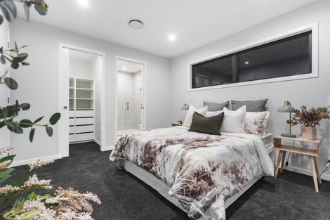 Photo of property in 7b Montrose Place, Highlands Park, New Plymouth, 4312