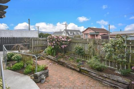 Photo of property in 58 Bird Street, Saint Kilda, Dunedin, 9012